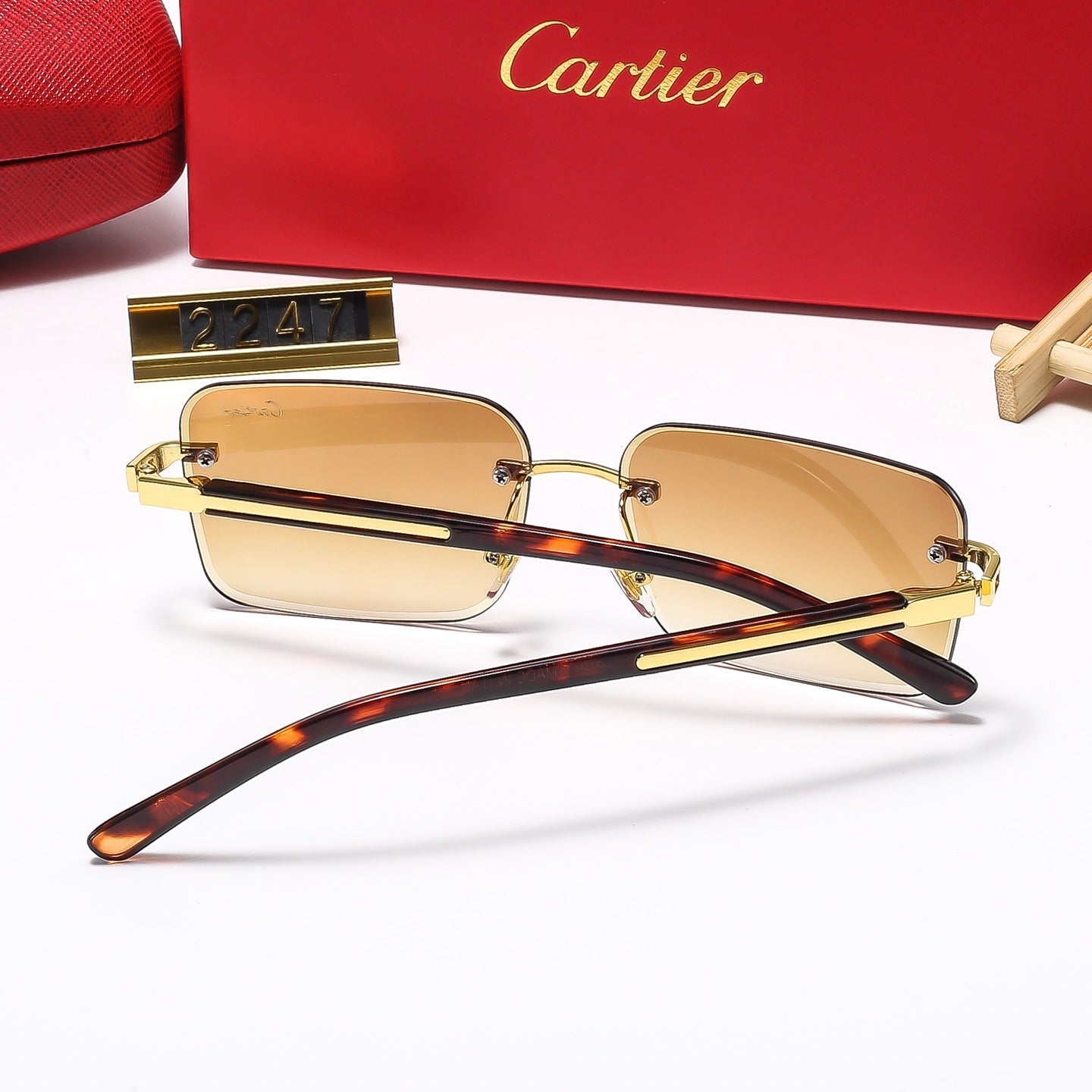 5 Colors Fashion frameless square sunglasses 2247